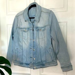 Ava & Viv Plus Women’s Jean Jacket